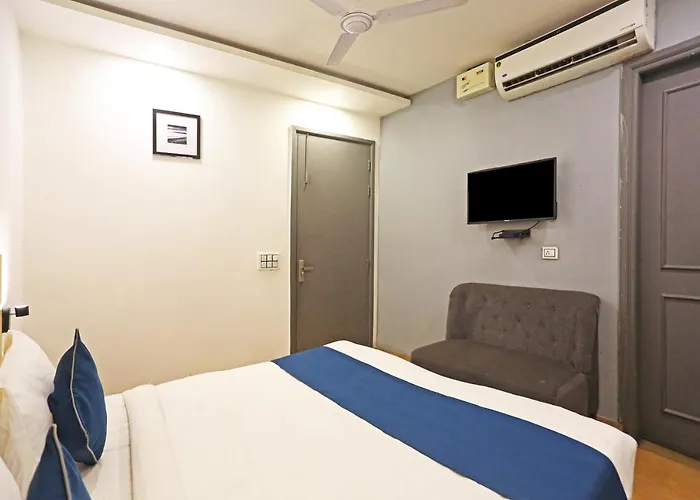 Hotel Raaso Inn Rohini Sec-16 By Arrow