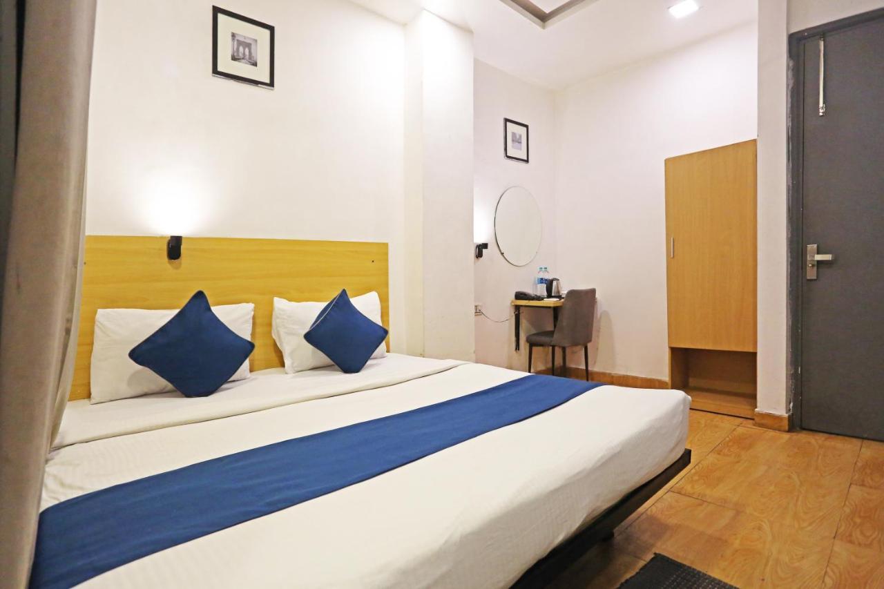 Hotel Raaso Rohini Sec-16 By Arrow 3*