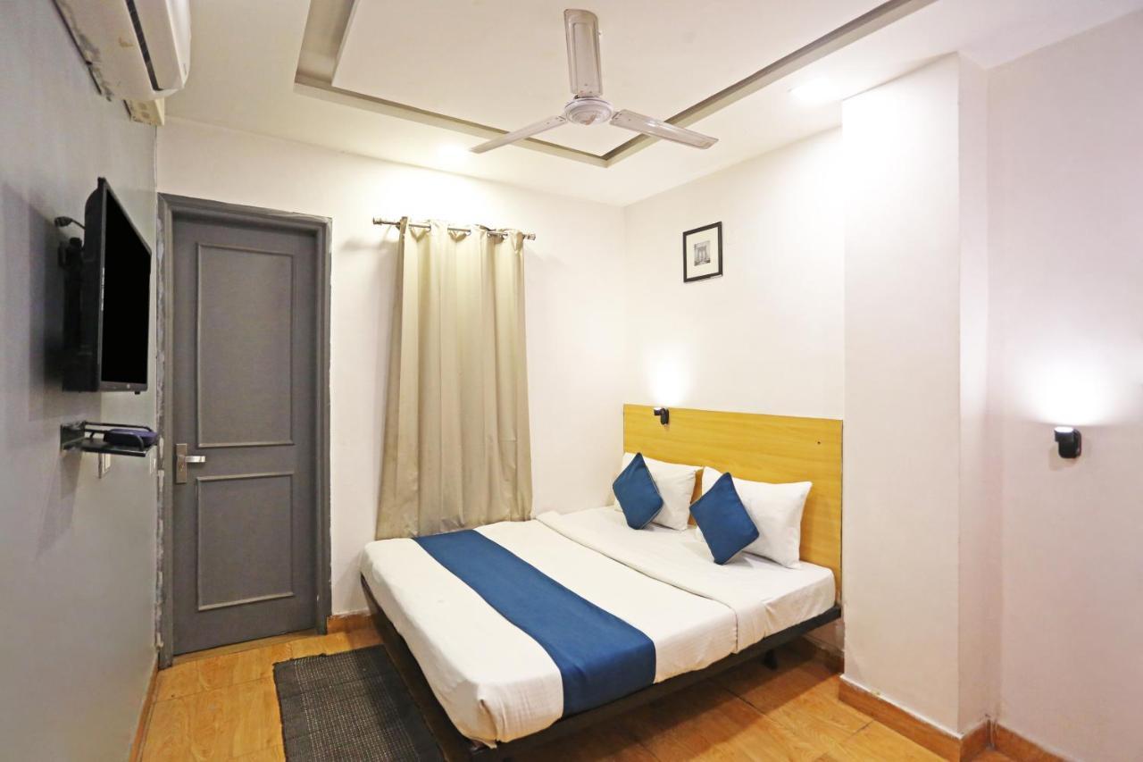Hotel Raaso Rohini Sec-16 By Arrow Delhi (National Capital Territory of India)